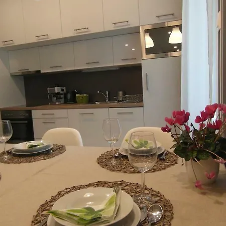 Origo Apartmanlakas Gyula